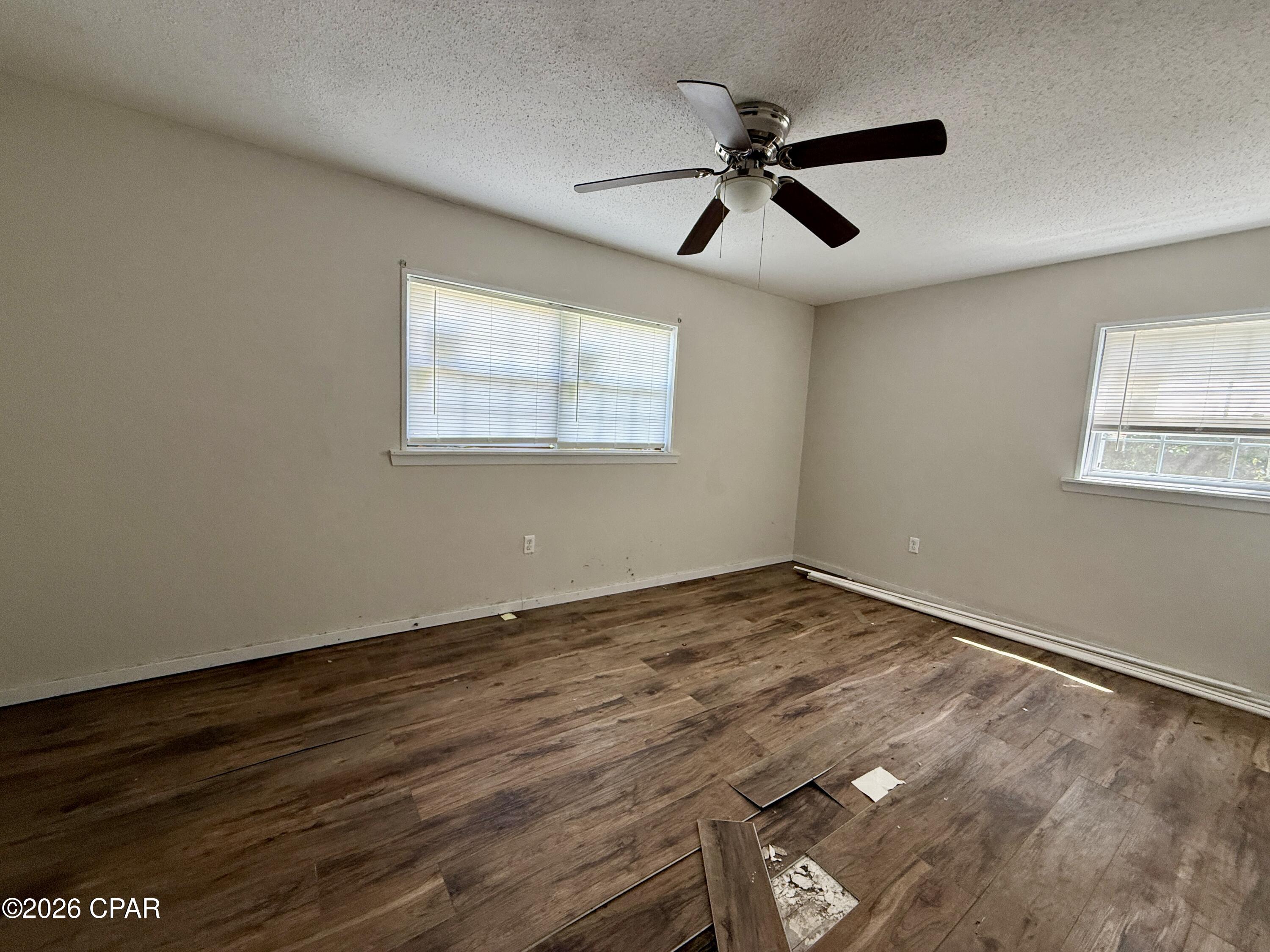509 South Weeks Street Bonifay, FL 32425 - Photo 8 of 18