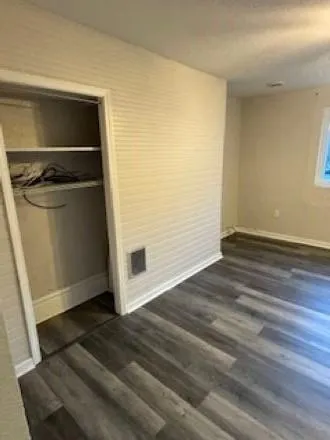 a view of utility room