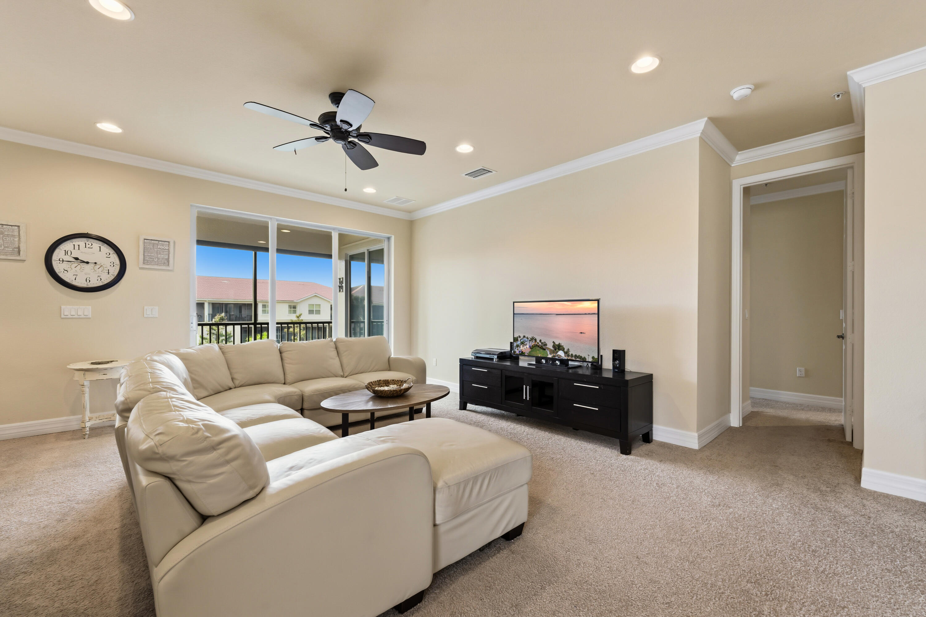 6513 Monterey Point, Unit 201 Naples, FL 34105 - Photo 5 of 35 10_32