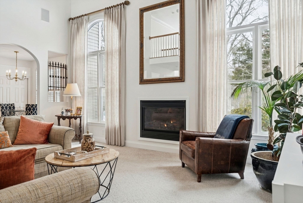 13 Makechnie Road Burlington, MA 01803 - Photo 3 of 33 Gallery Image 3