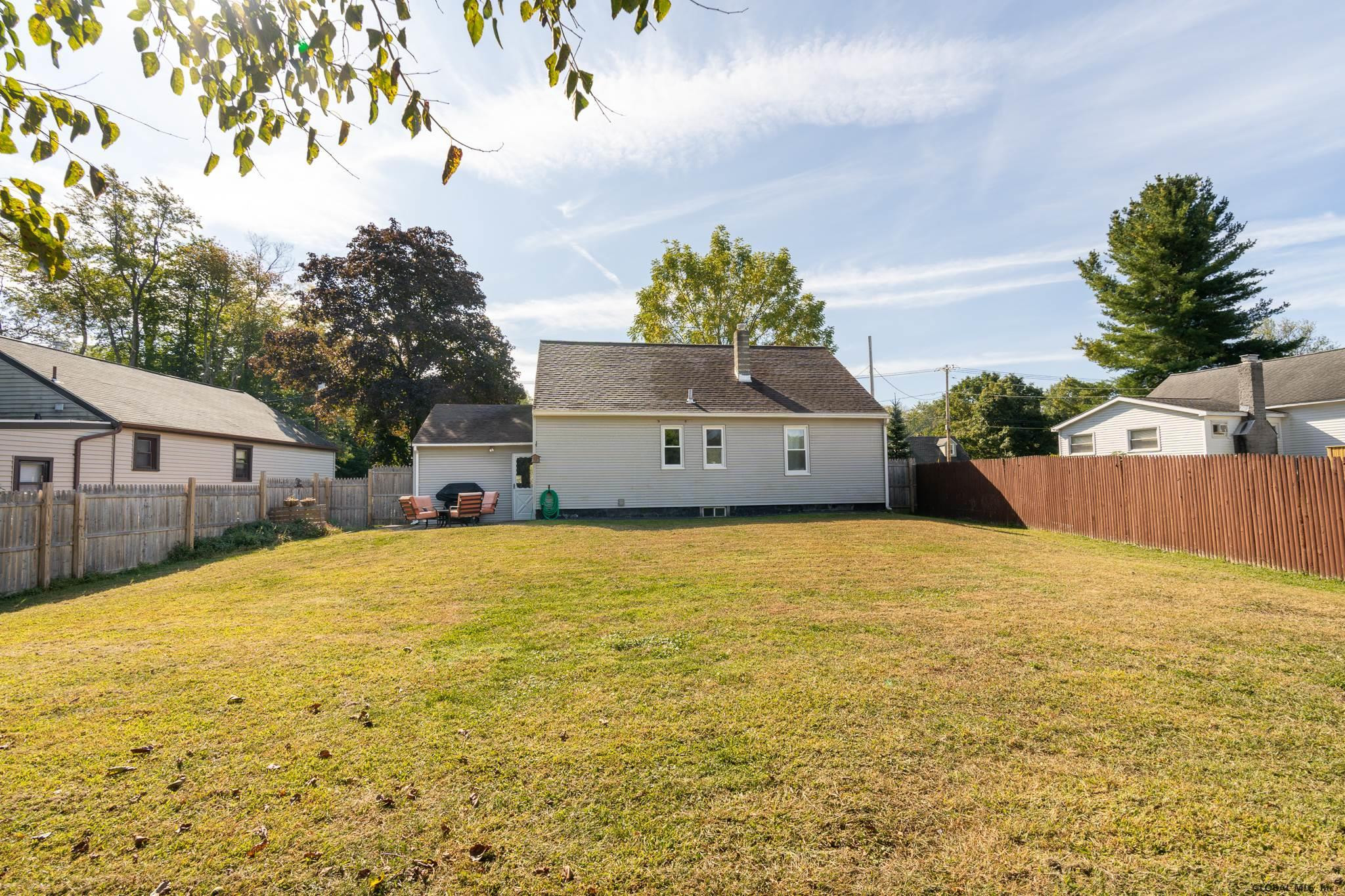 426 County Line Road Rotterdam, NY 12306 - Photo 4 of 44 Photo 4