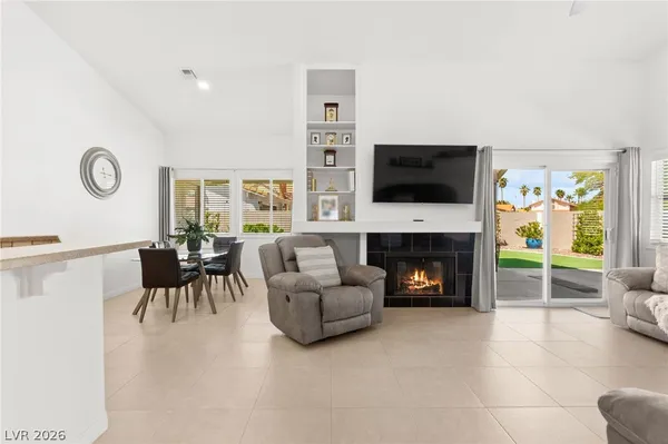 $540,000 | 305 Redondo Street, Henderson, NV 89014