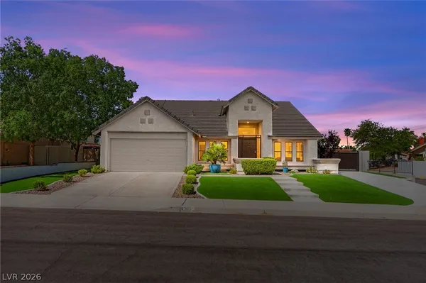 $540,000 | 305 Redondo Street, Henderson, NV 89014