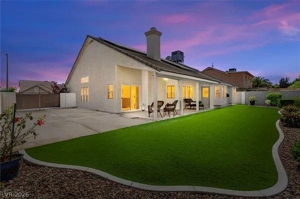 $540,000 | 305 Redondo Street, Henderson, NV 89014