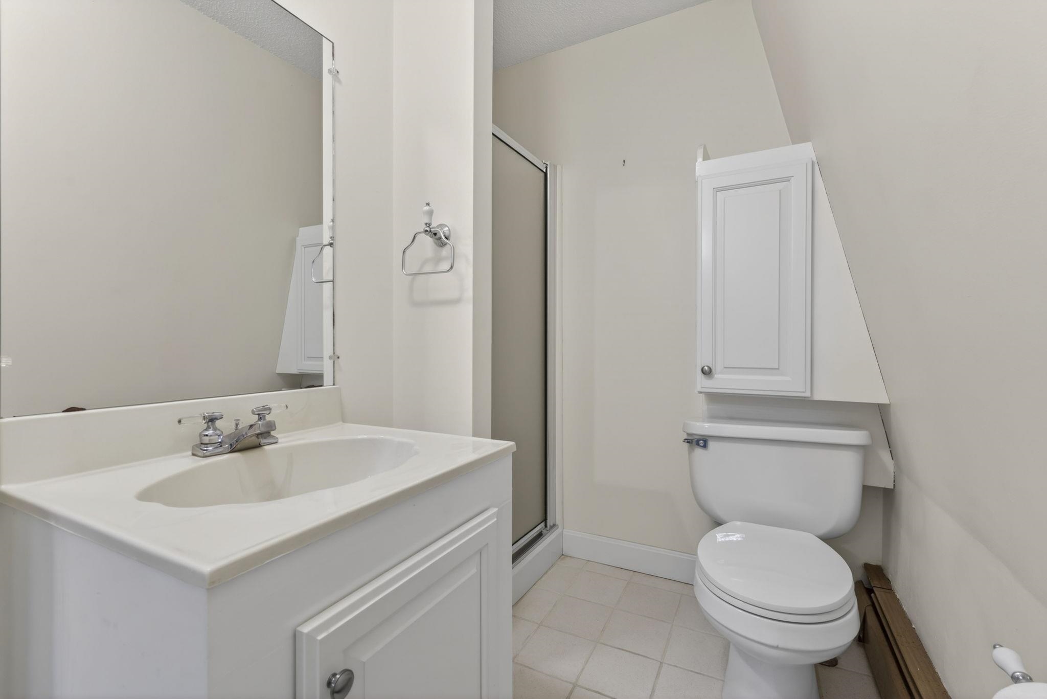126 Marsh Road Pelham, NH 03076 - Photo 33 of 50 Gallery Image 33