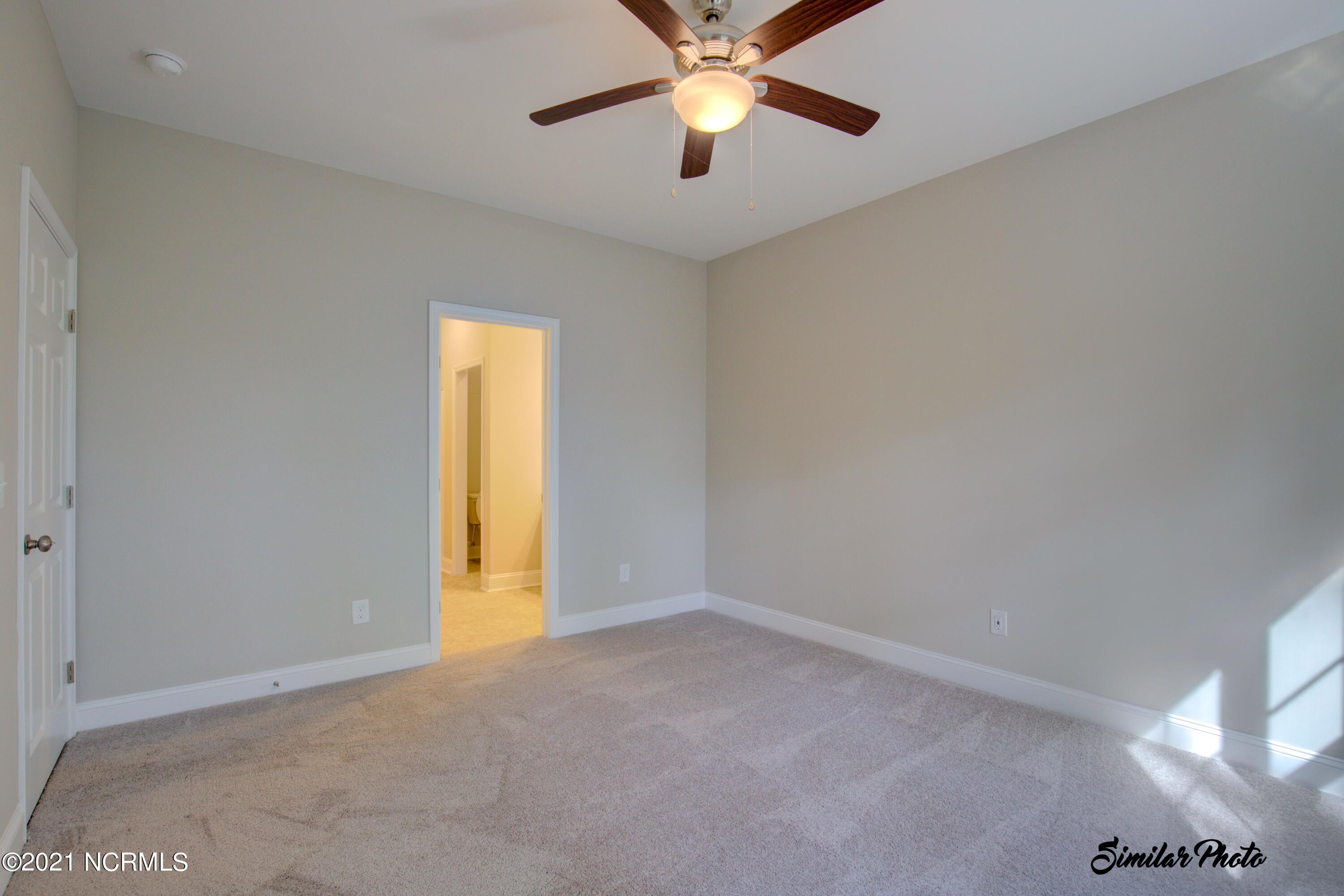 428 Guppy Loop Road Sneads Ferry, NC 28460 - Photo 16 of 24 208 N. Stingray - Interiors_5