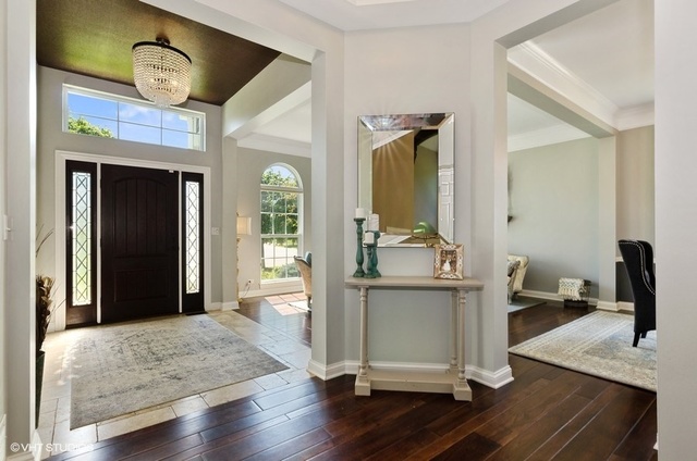 115 Bridle Path Lane Fox River Grove, IL 60021 - Photo 3 of 32