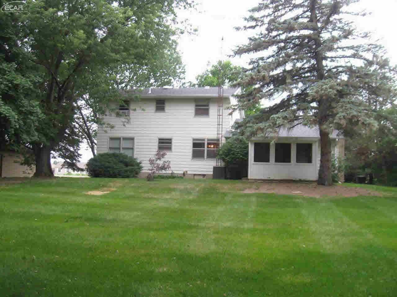 5035 Duffield Road Swartz Creek, MI 48473 - Photo 3 of 17 21180101-2.JPG