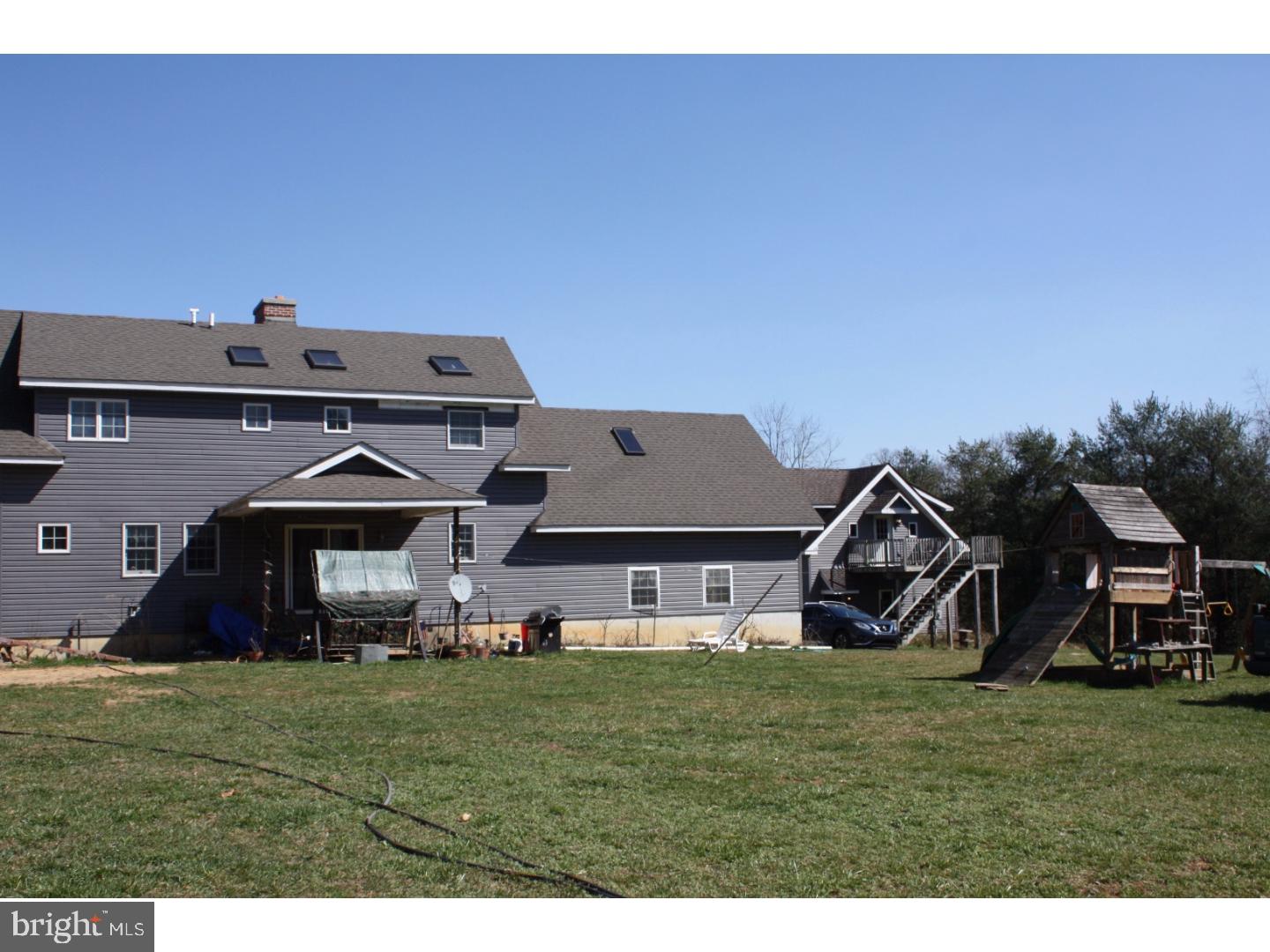 2272 Hopewell Road Nottingham, PA 19362 - Photo 3 of 23 Exterior Back