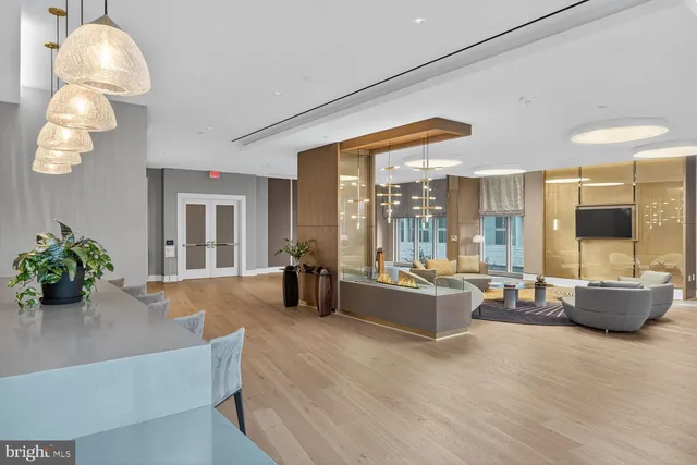 $1,599,000 | 7887 Jones Branch Drive, Unit 702, McLean, VA 22102