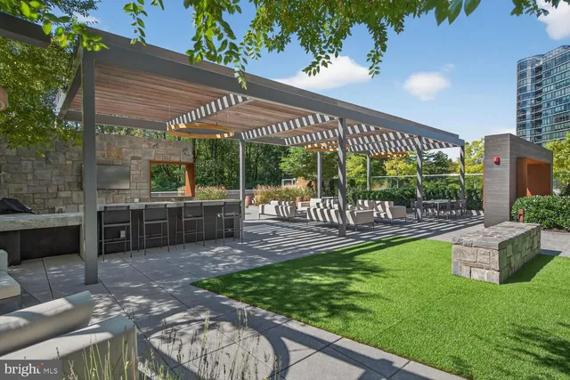 $1,599,000 | 7887 Jones Branch Drive, Unit 702, McLean, VA 22102