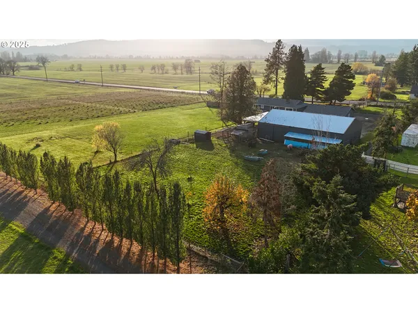 a bathroom with a sink and a vanity