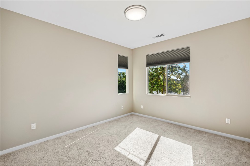 157 Terrapin Irvine, CA 92618 - Photo 16 of 19 an empty room with windows