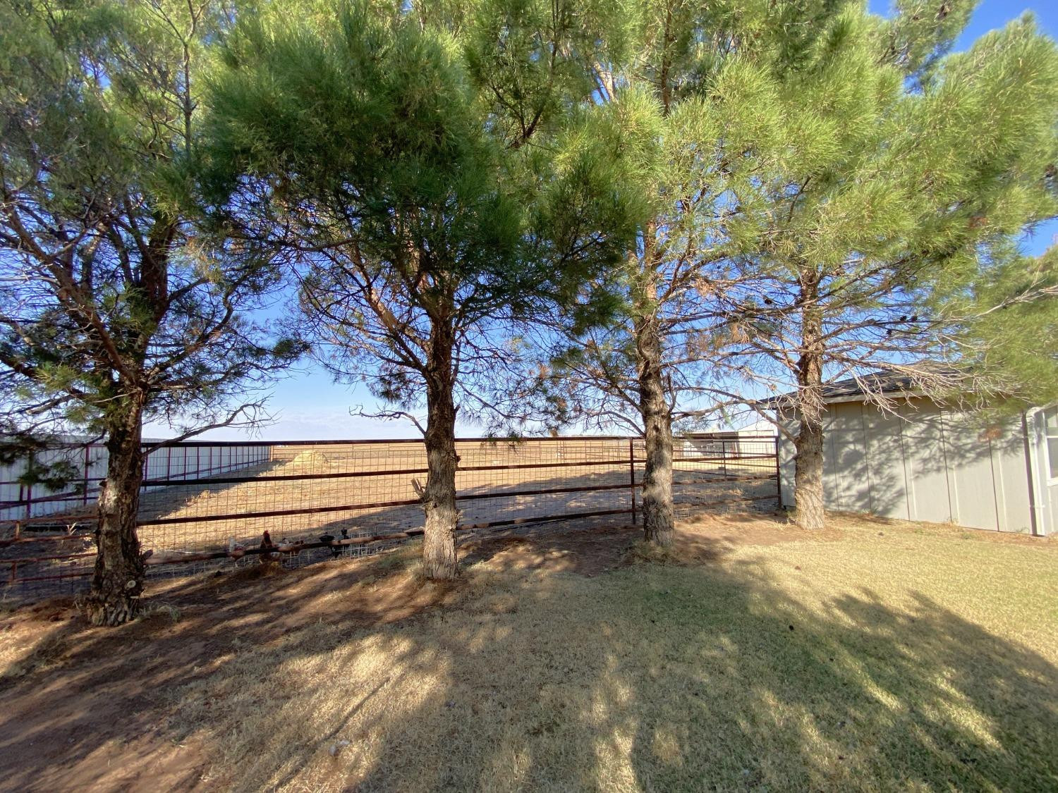 914 Robin Road Levelland, TX 79336 - Photo 28 of 36 Photo 28