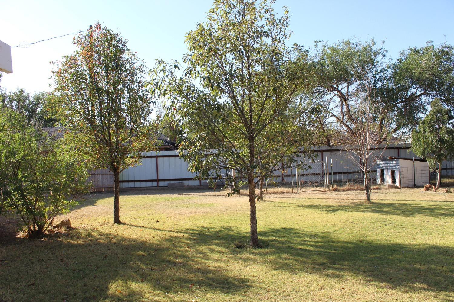 914 Robin Road Levelland, TX 79336 - Photo 31 of 36 Photo 31