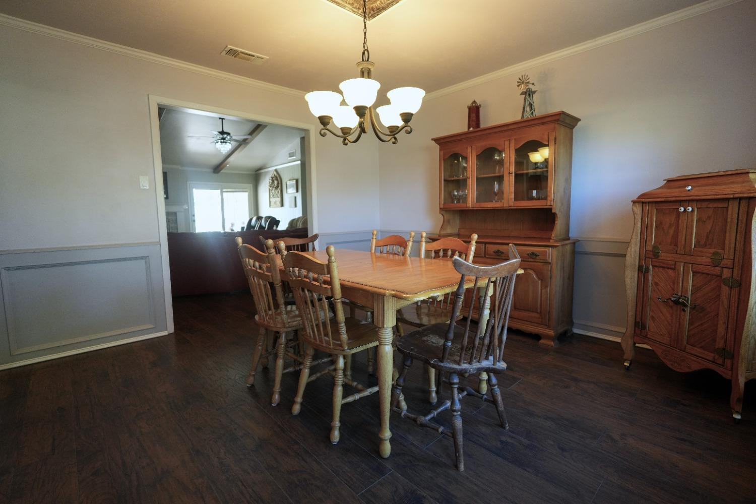 914 Robin Road Levelland, TX 79336 - Photo 8 of 36 Photo 8