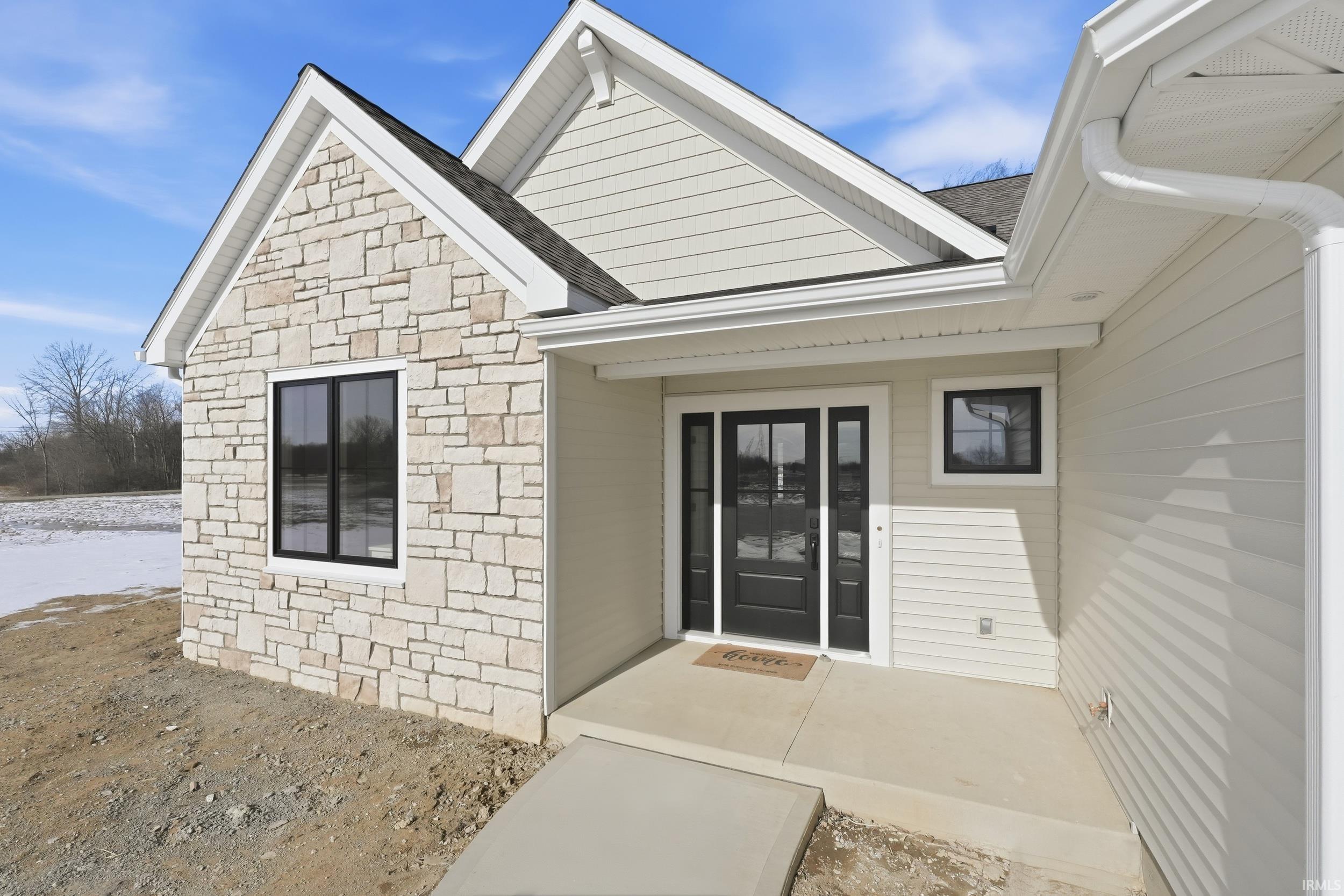 9331 Fuji Cove Fort Wayne, IN 46835 - Photo 3 of 36