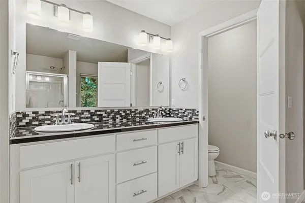 $624,999 | 18128 38th Ave Court East, Tacoma, WA 98446