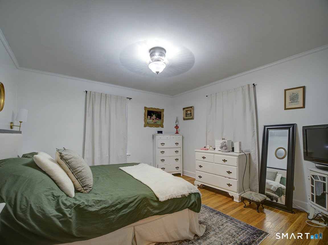 57 Buckingham Street Meriden, CT 06451 - Photo 15 of 35