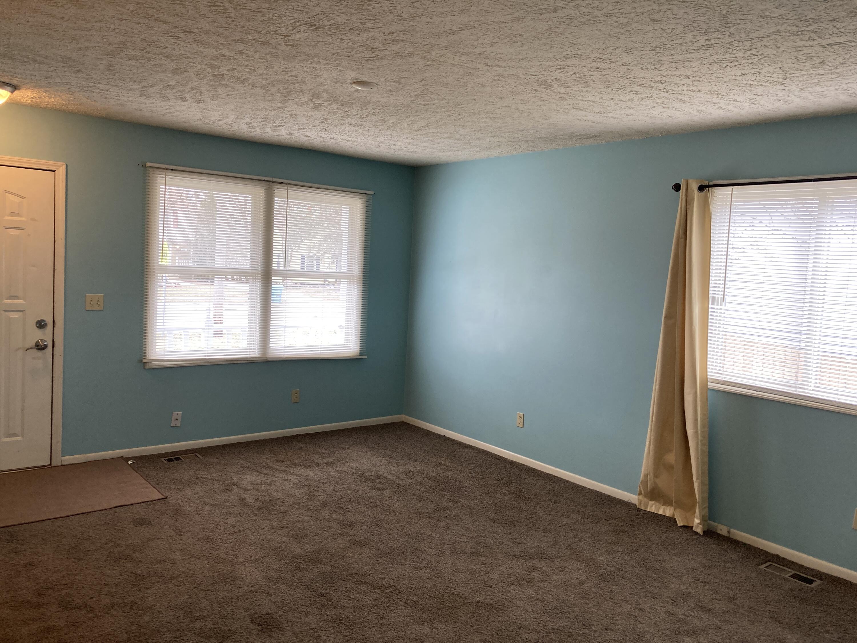 2308 Pleasant Grove Road Lansing, MI 48910 - Photo 7 of 25 IMG_0160