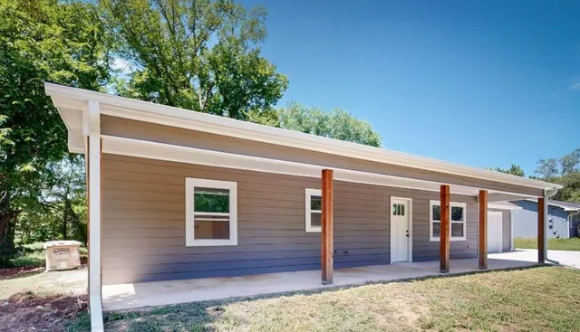 $269,900 | 121 South Arundel Street, Emporia, KS 66801