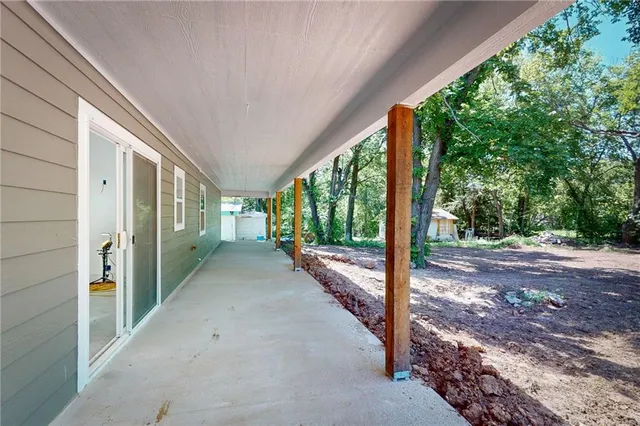 $269,900 | 121 South Arundel Street, Emporia, KS 66801