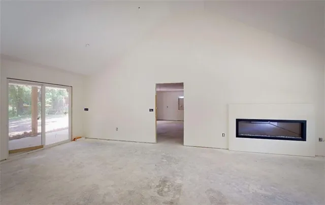 $269,900 | 121 South Arundel Street, Emporia, KS 66801