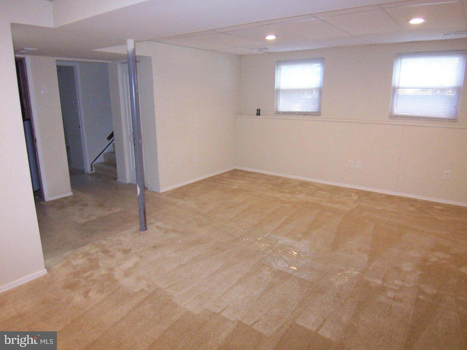 112 Sandhill Road Baltimore, MD 21221 - Photo 12 of 15 Family Room