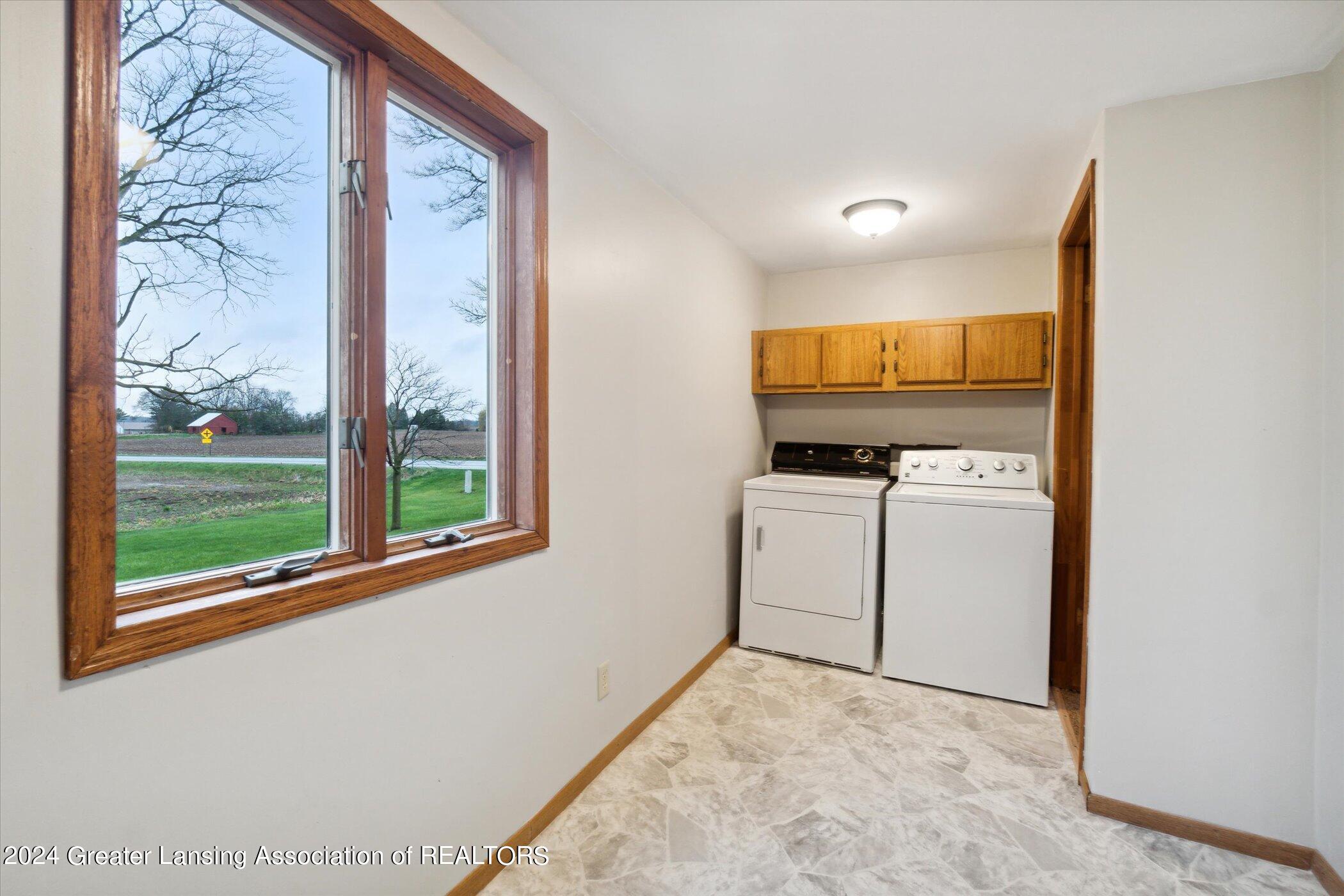 5857 South State Road Ithaca, MI 48847 - Photo 27 of 45 19-5857-State-Rd-Ithaca-MI-48847-WindowS