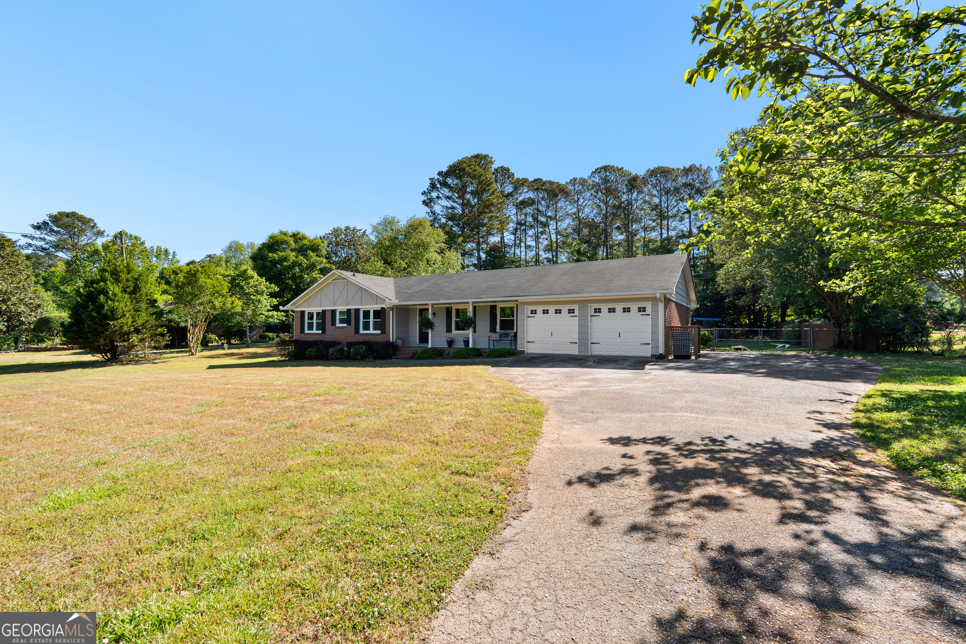 426 Sivell Road LaGrange, GA 30241 - Photo 2 of 47