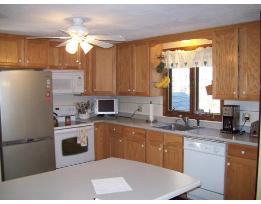 71 Kilsyth Road Easton, MA 02375 - Photo 5 of 7 Gallery Image 5
