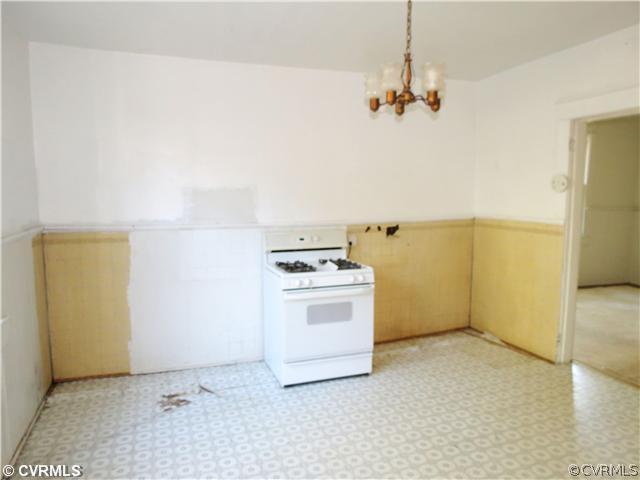 1814 Whitehead Road Richmond, VA 23225 - Photo 4 of 10 Kitchen