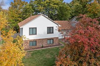 3657 Falcon Way Eagan, MN 55123 - Photo 3 of 10