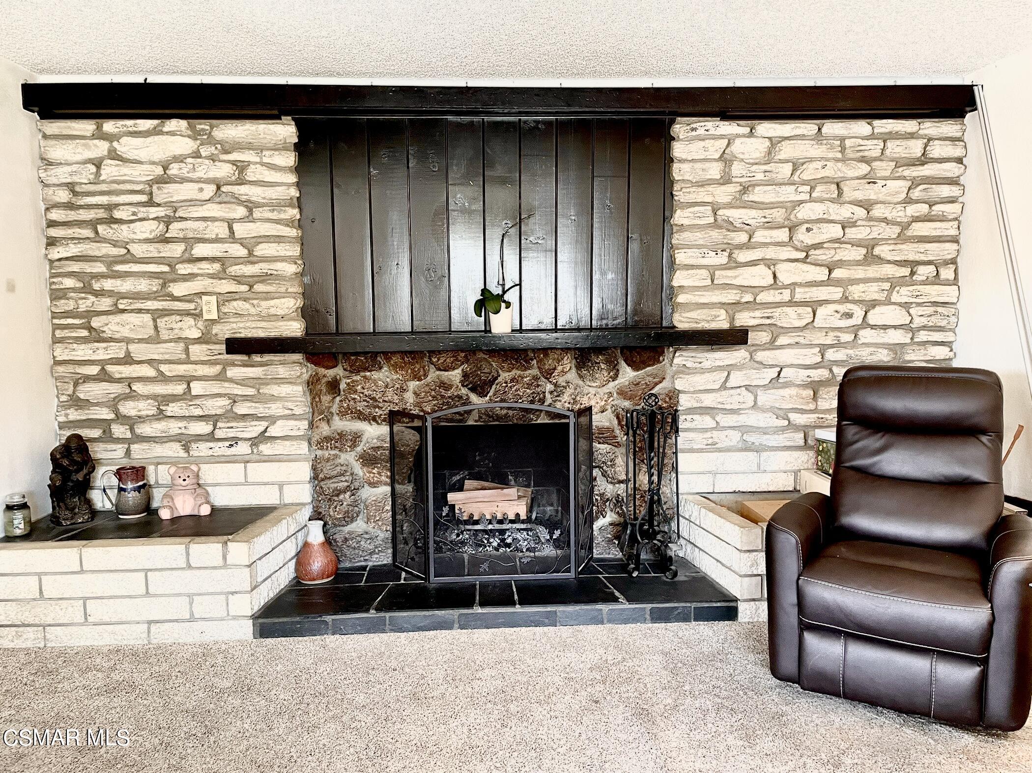2917 Fitzgerald Road Simi Valley, CA 93065 - Photo 2 of 8 picture fireplace