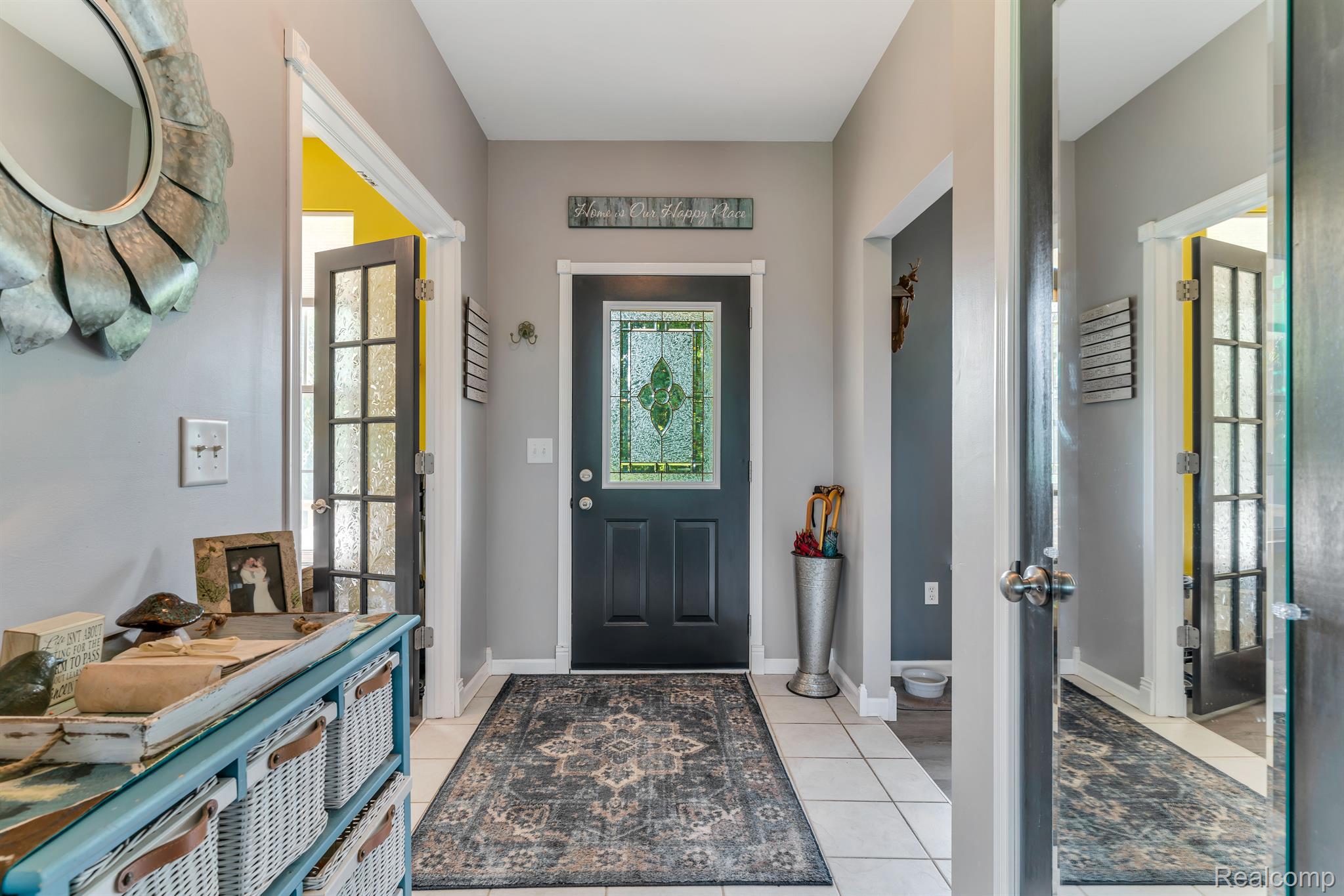 5389 Bentley Lake Road Howell, MI 48843 - Photo 8 of 48 Great way to greet guests!