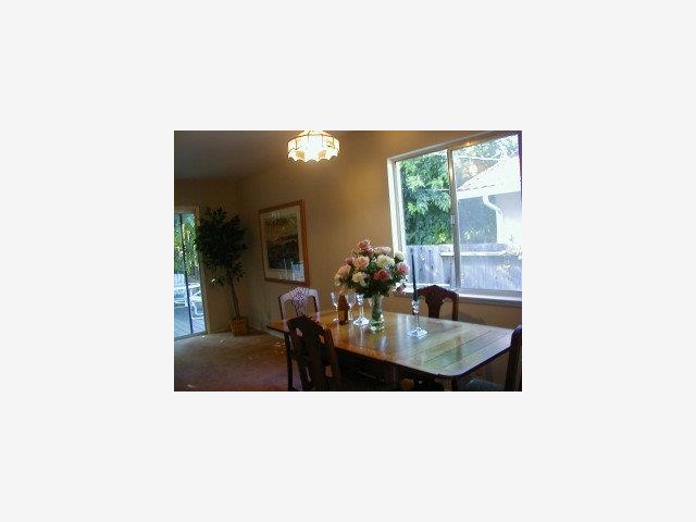 1115 South Stelling Road Cupertino, CA 95014 - Photo 7 of 9 Gallery Image 7