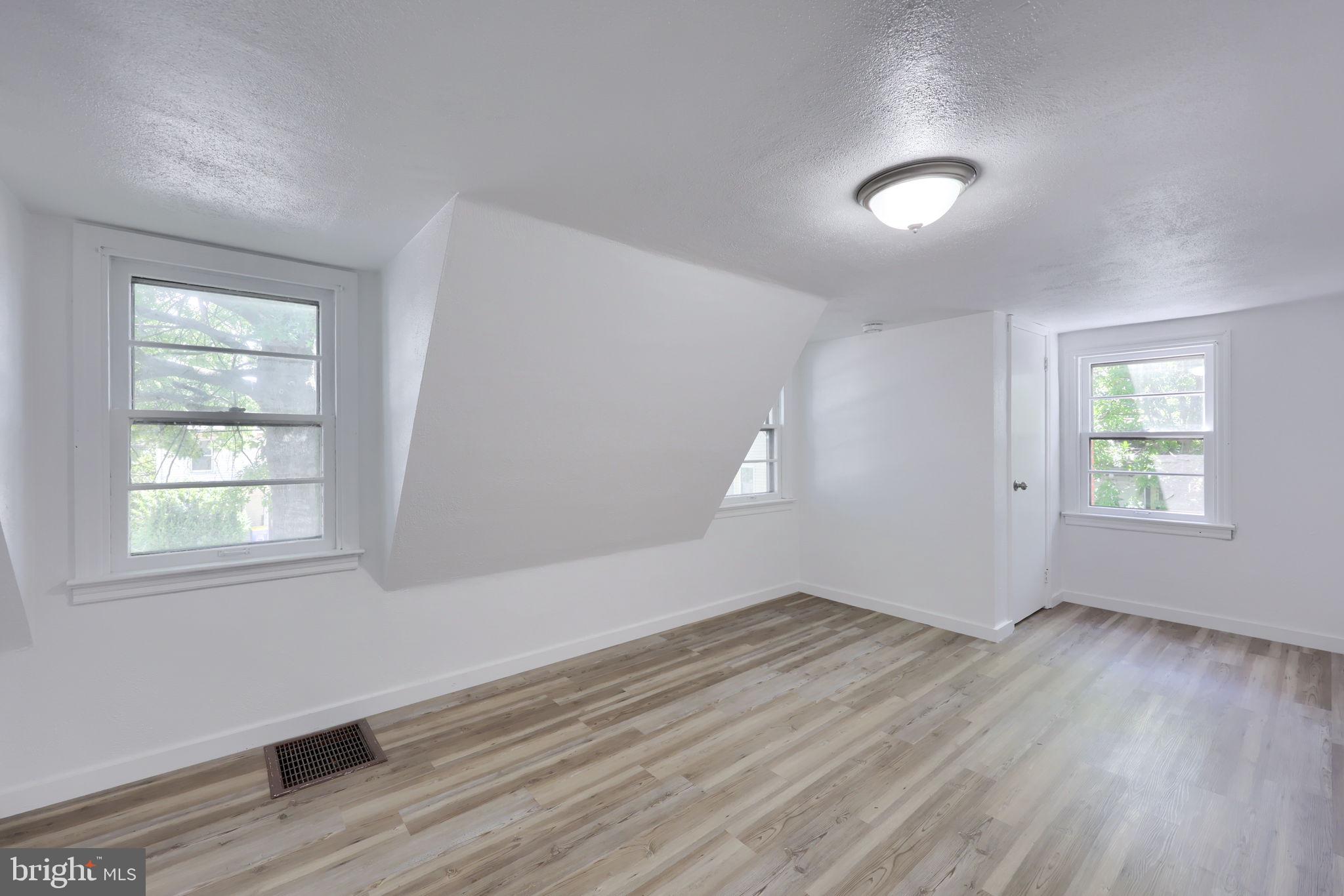 115 Cooper Street Manchester, PA 17345 - Photo 13 of 19