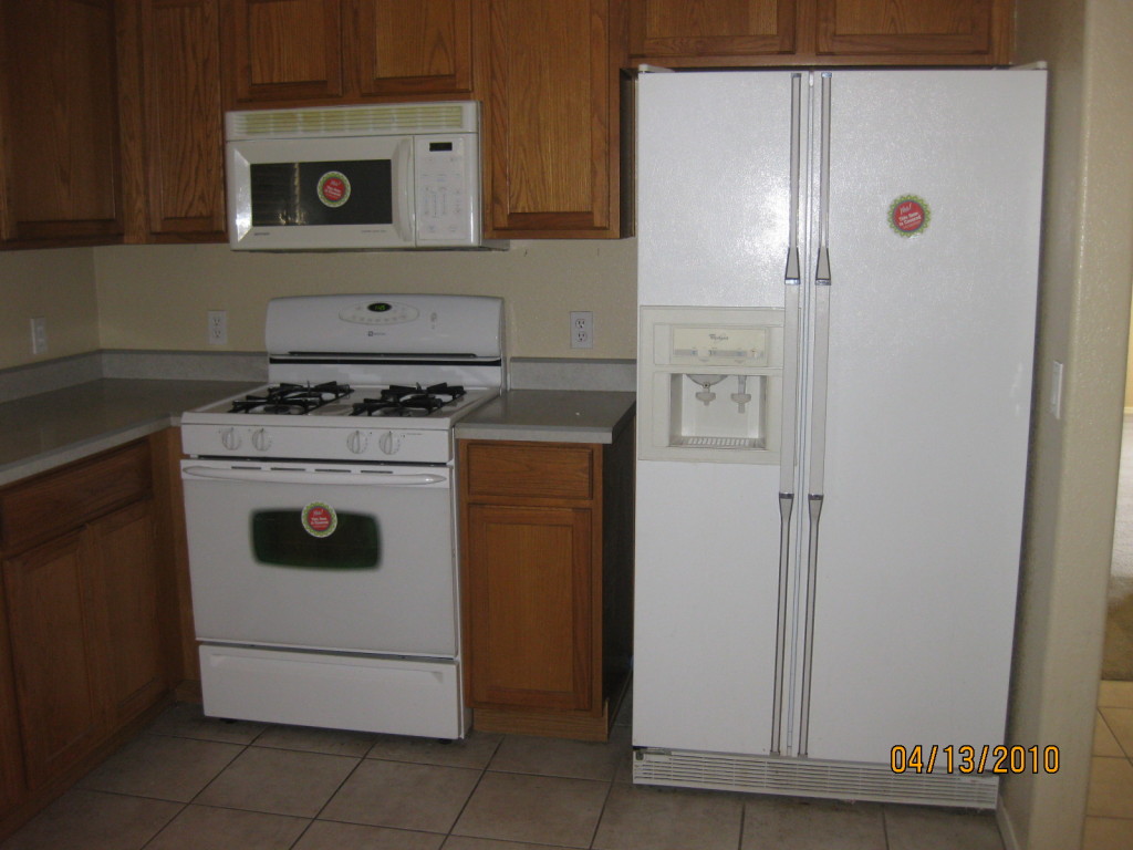 16022 West Grant Street Goodyear, AZ 85338 - Photo 4 of 4 KITCHEN