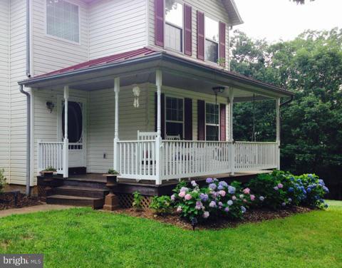 6028 Pilgrims Rest Road Broad Run, VA 20137 - Photo 2 of 29 Exterior (Front)