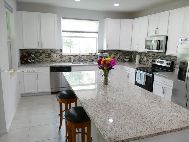 $4,500 | 5215 Golden Eagle Terrace, Davie, FL 33314