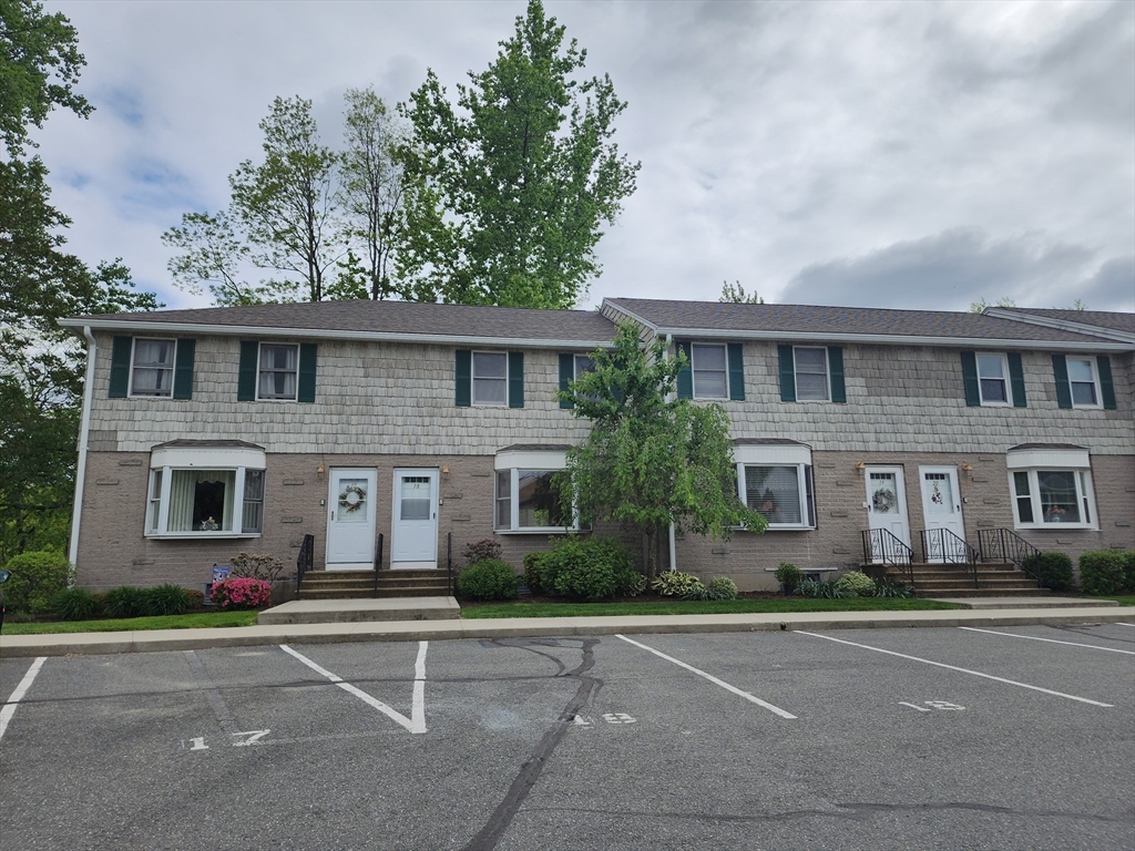 200 Lambert Terrace, Unit 18 Chicopee, MA 01020 - Photo 1 of 1