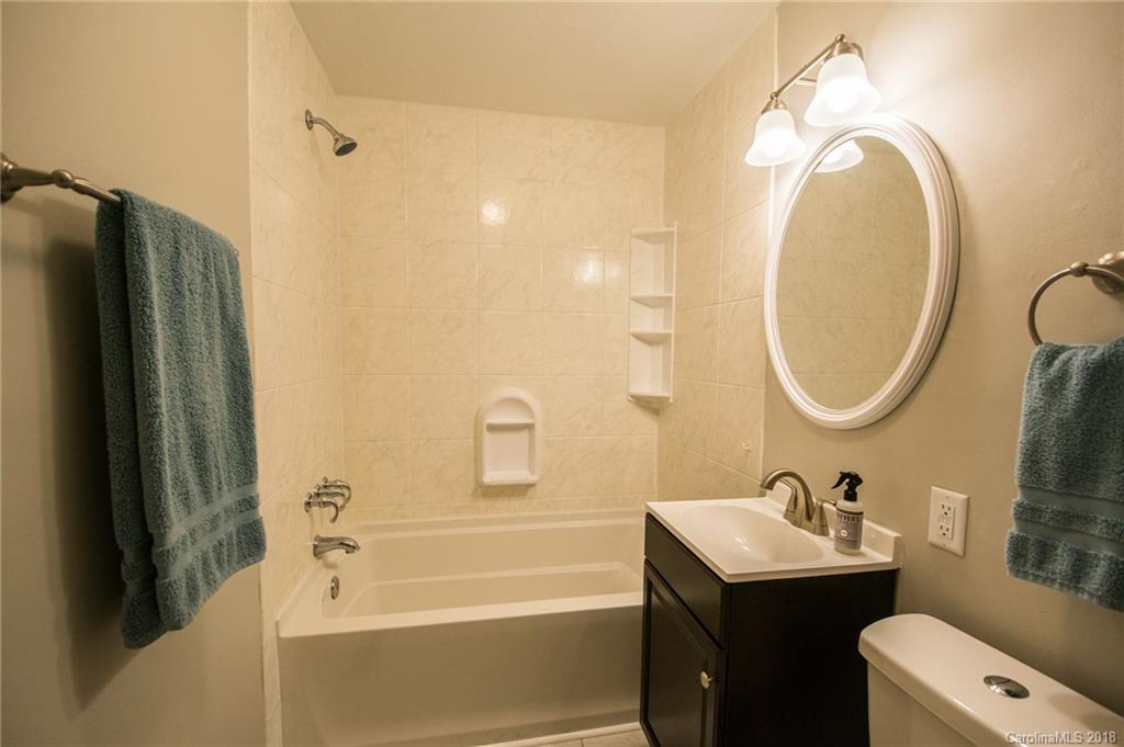 8 Fair Oaks Road Arden, NC 28704 - Photo 12 of 19 Gallery Image 12