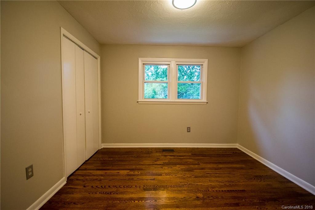 8 Fair Oaks Road Arden, NC 28704 - Photo 13 of 19 Gallery Image 13