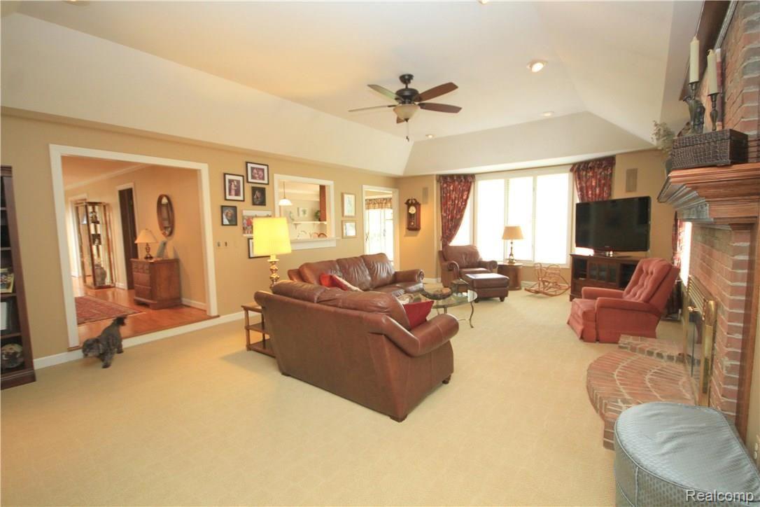 1266 Pebble Pointe Drive Rochester, MI 48307 - Photo 25 of 52 1266 074.JPG