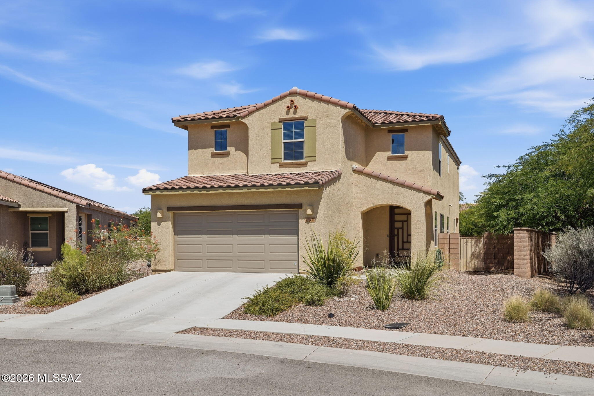 7528 South Circulo Rio Blanco Tucson, AZ 85756 - Photo 1 of 40 A spacious and Lovely HOME