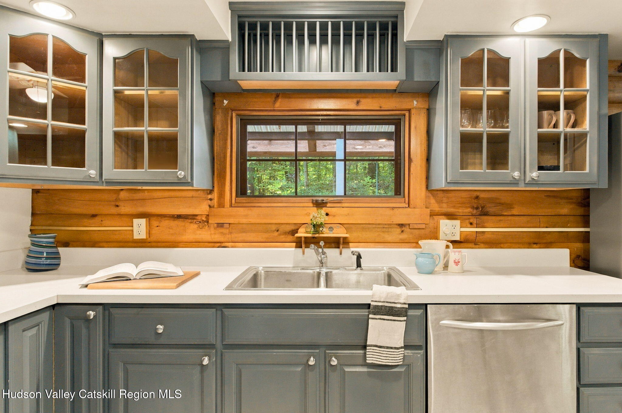 304 Hennett Road Valatie, NY 12184 - Photo 13 of 48 32-kitchen-3