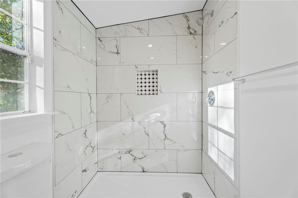 1847 Sylvan Road Southwest Atlanta, GA 30310 - Photo 18 of 27