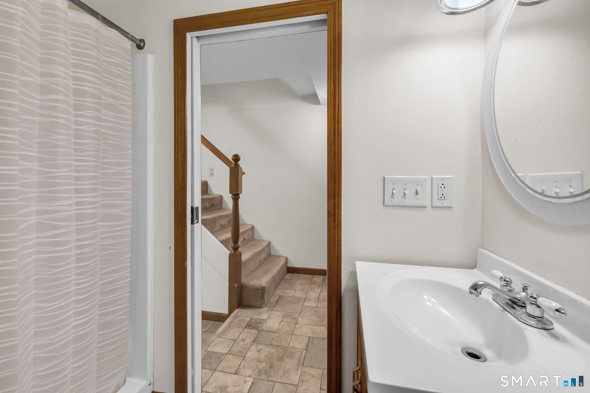 55 Spruceland Road Enfield, CT 06082 - Photo 31 of 40