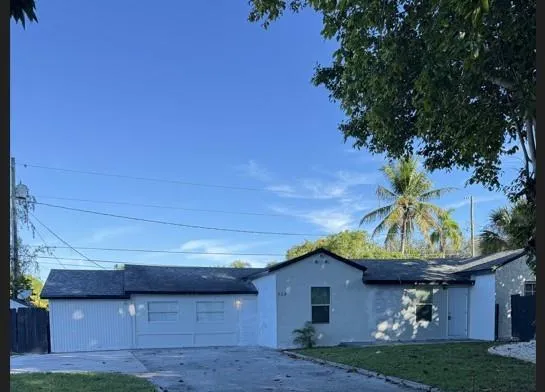 $2,800 | 909 36th Street, West Palm Beach, FL 33407