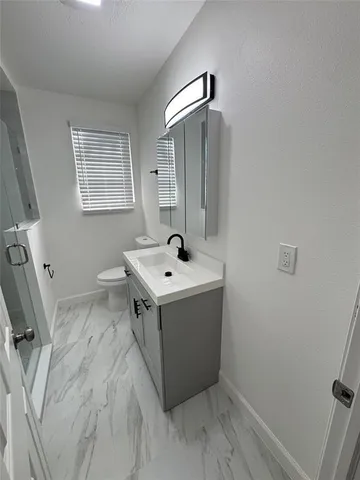 $2,800 | 909 36th Street, West Palm Beach, FL 33407